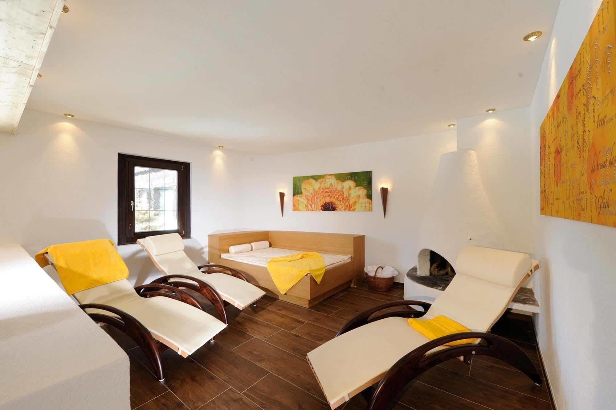 Haus Stefanie - Adults Only Hotel Seefeld in Tirol Exterior photo