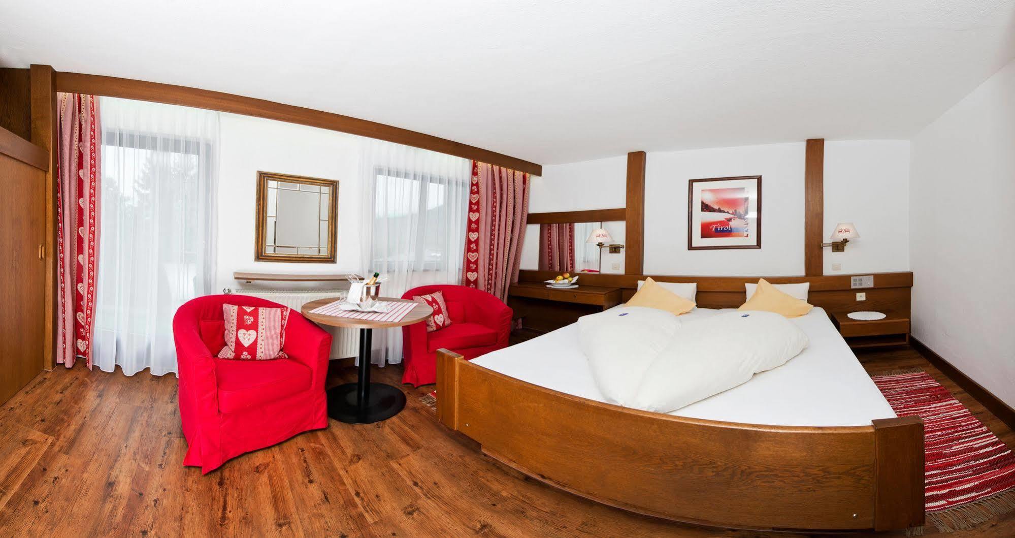 Haus Stefanie - Adults Only Hotel Seefeld in Tirol Exterior photo